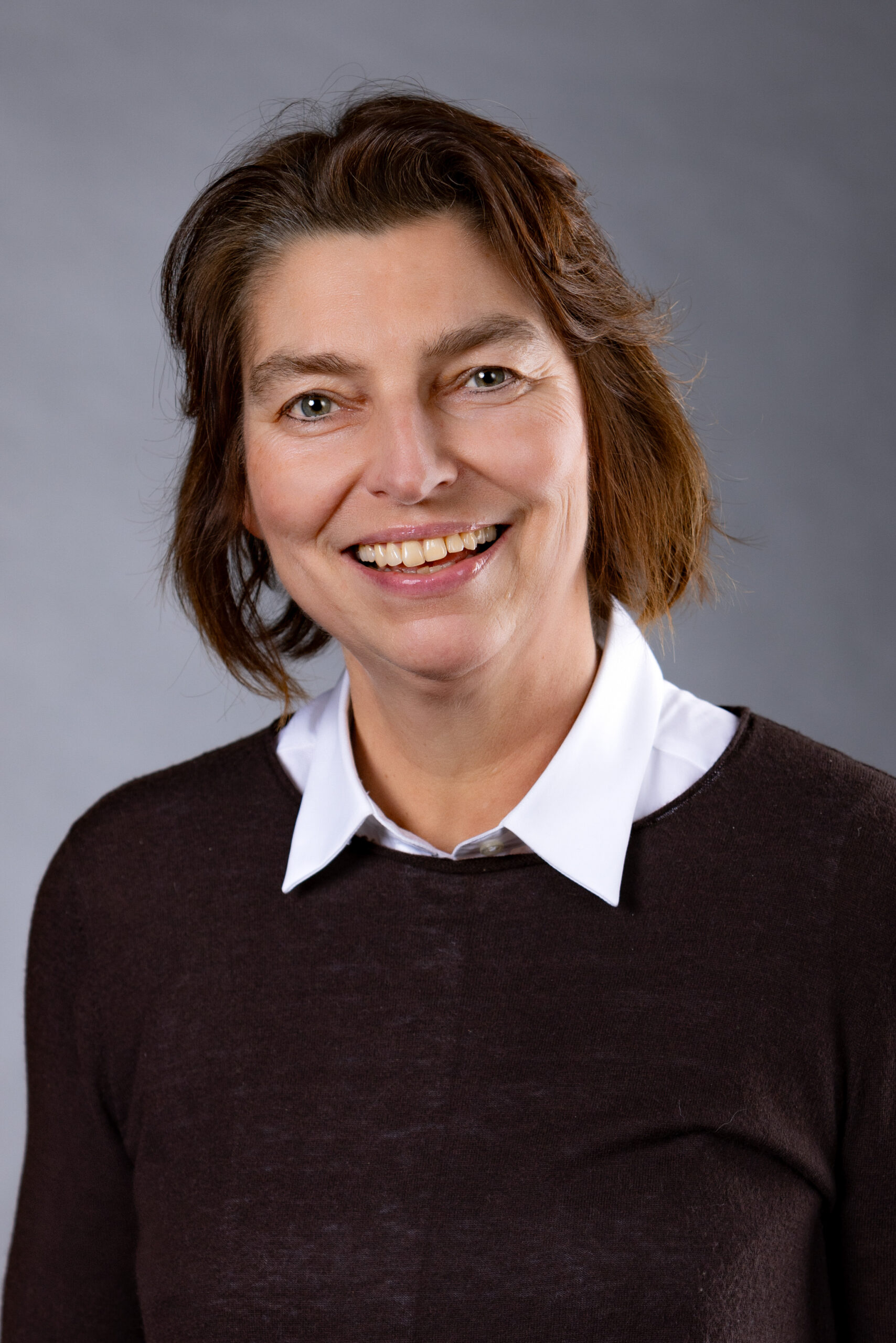 aus Bochum. Kandidiert für im Wahlkreis Arnsberg. Lehrer an der Anne Frank Realschule.