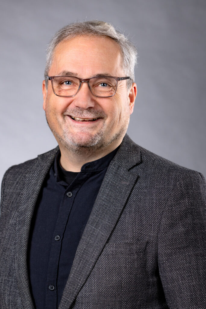 Frank Schulte aus Wipperfürth. Kandidiert im Wahlkreis Köln. Lehrer an der Herrmann Voss Realschule .
