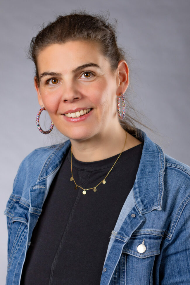 Meike Griesshaber-Kaiser aus Kleinhau/Simmerath. Kandidiert im Wahlkreis Köln. Lehrerin an der Sekundarschule Nordeifel.