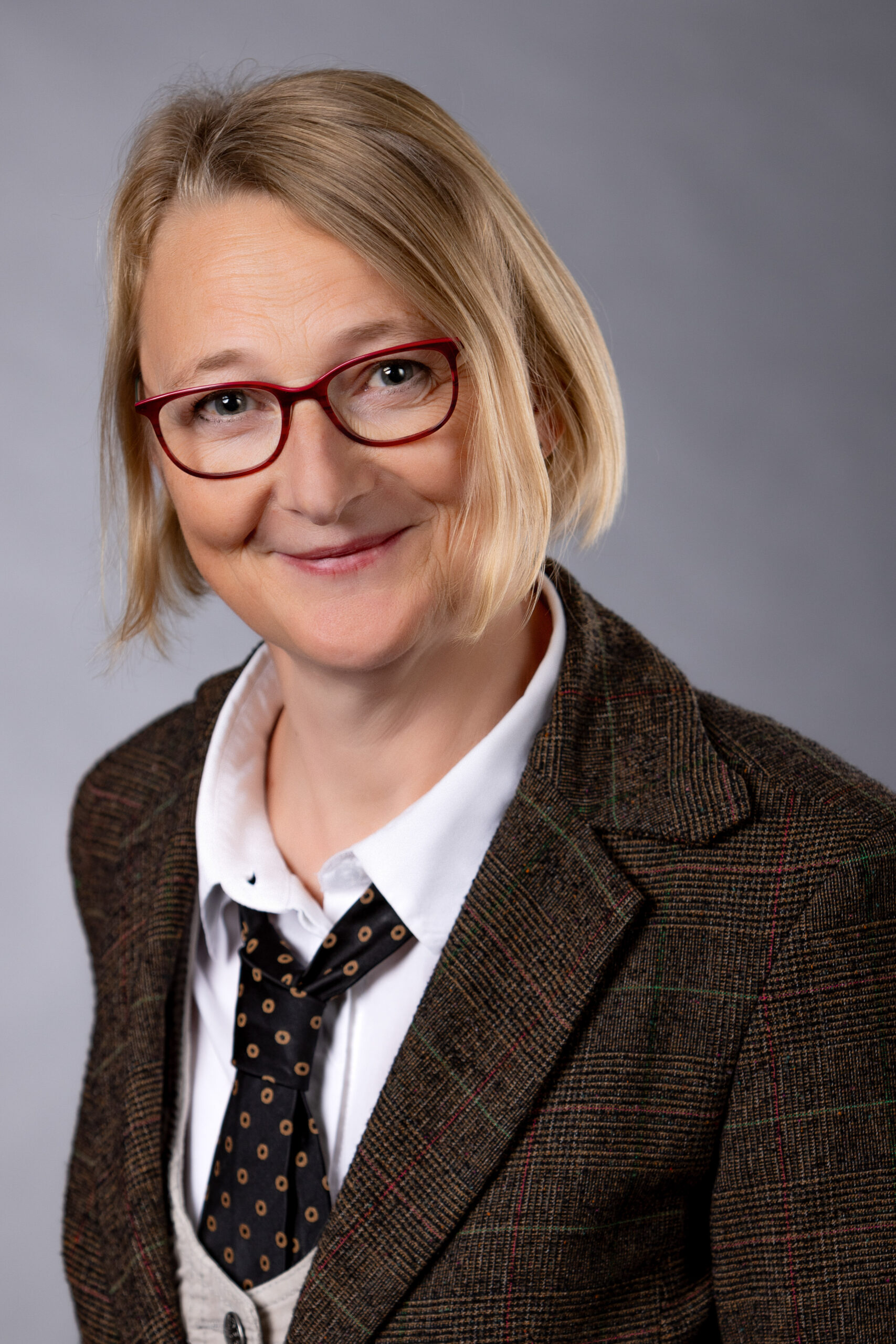 Ruth Ziegler aus Waltrop. Kandidiert im Wahlkreis Köln. Lehrerin an der Realschule Waltrop.